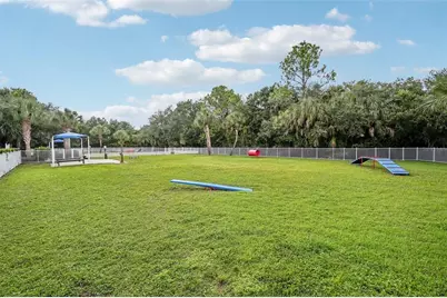 12642 Shimmering Oak Circle, Venice, FL 34293 - Photo 37