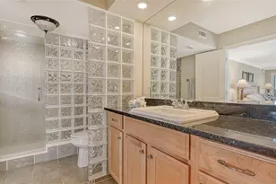 1 Benjamin Franklin Dr, Sarasota, FL 34236 - Photo 23