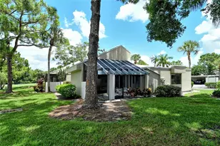 2517 Glebe Farm Close, Sarasota, FL 34235 - Photo 29