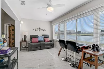 1611 Fairway Oaks Drive, Palmetto, FL 34221 - Photo 15