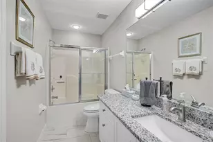 1611 Fairway Oaks Dr, Palmetto, FL 34221 - Photo 17