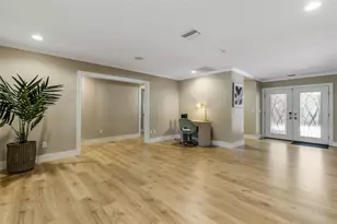 10767 Danielle Dr, Largo, FL 33774 - Photo 9