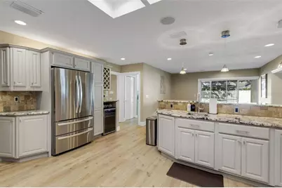 10767 Danielle Drive, Largo, FL 33774 - Photo 15