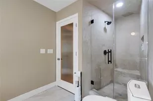 10767 Danielle Dr, Largo, FL 33774 - Photo 33