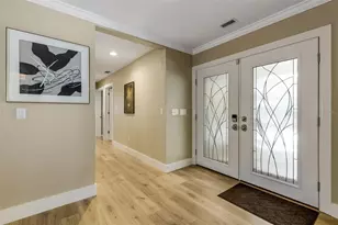 10767 Danielle Dr, Largo, FL 33774 - Photo 3