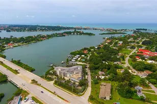 516 Tamiami Trail S, Nokomis, FL 34275 - Photo 45