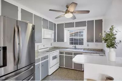 2945 Michigan Street, Sarasota, FL 34237 - Photo 9