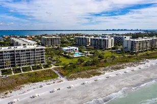 1135 Gulf of Mexico Dr, Longboat Key, FL 34228 - Photo 37