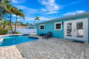 207 75th St, Bradenton Beach, FL 34217 - Photo 5