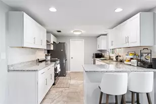 2802 Lyra Ln, Plant City, FL 33565 - Photo 11