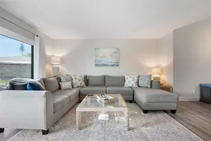 5260 Gulf of Mexico Dr, Longboat Key, FL 34228 - Photo 9