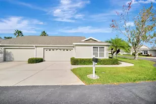 1612 Fairway Oaks Dr, Palmetto, FL 34221 - Photo 5