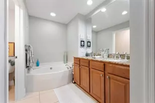 808 3rd Ave W, Bradenton, FL 34205 - Photo 25