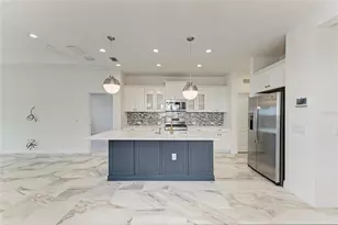 6629 Fort Pierce Ave, Sarasota, FL 34241 - Photo 15