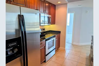 800 N Tamiami Trail #1502, Sarasota, FL 34236 - Photo 5