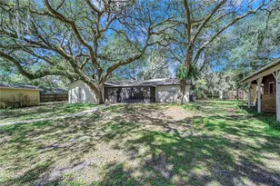 7405 Williams Rd, Seffner, FL 33584 - Photo 11