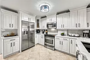 5880 Midnight Pass Rd, Sarasota, FL 34242 - Photo 9