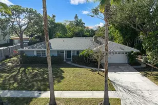 1958 Morris St, Sarasota, FL 34239 - Photo 39