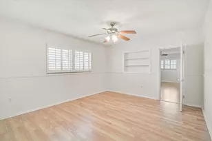 1958 Morris St, Sarasota, FL 34239 - Photo 29