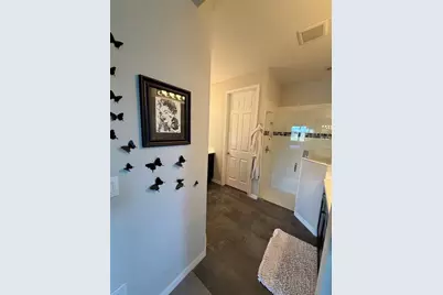 3105 Trustee Avenue, Sarasota, FL 34243 - Photo 13