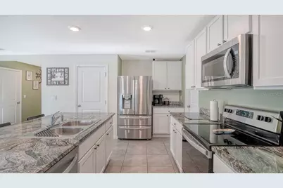 10206 Charlotte Drive, Parrish, FL 34219 - Photo 9