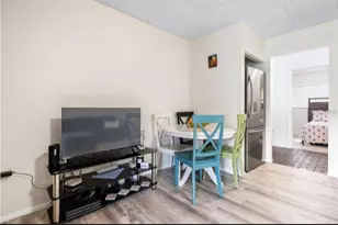 3523 Longmeadow, Sarasota, FL 34235 - Photo 5