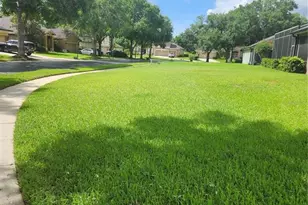 3833 Emerald Estates Cir, Apopka, FL 32703 - Photo 3