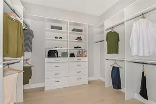 10232 Silent Night Ln, Sarasota, FL 34241 - Photo 9