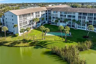 3404 Lake Bayshore Dr, Bradenton, FL 34205 - Photo 33