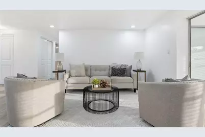 121 Sandhurst Drive, Venice, FL 34293 - Photo 9