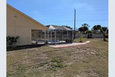 8432 Palm Lakes Court, Sarasota, FL 34243 - Photo 25