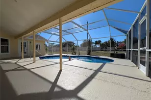 8432 Palm Lakes Ct, Sarasota, FL 34243 - Photo 21