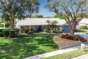 1014 63rd St W, Bradenton, FL 34209 - Photo 3