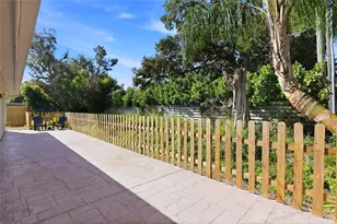 6226 Camphor Ave, Sarasota, FL 34231 - Photo 27