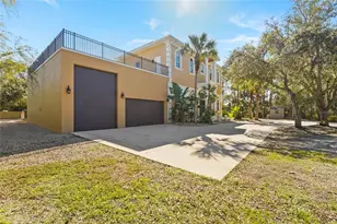 95 Vic Edwards Rd, Sarasota, FL 34240 - Photo 3