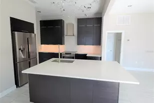 409 84th St NW, Bradenton, FL 34209 - Photo 7