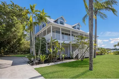 409 84th Street NW, Bradenton, FL 34209 - Photo 1