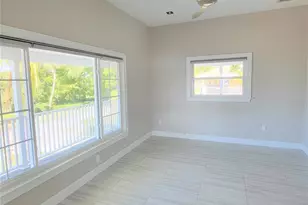 409 84th St NW, Bradenton, FL 34209 - Photo 11