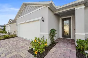 7322 34th Ct E, Sarasota, FL 34243 - Photo 11