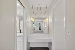 7880 Palm Aire Ln, Sarasota, FL 34243 - Photo 21