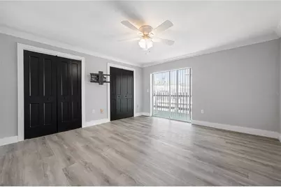 3333 Ramblewood Place, Sarasota, FL 34237 - Photo 9