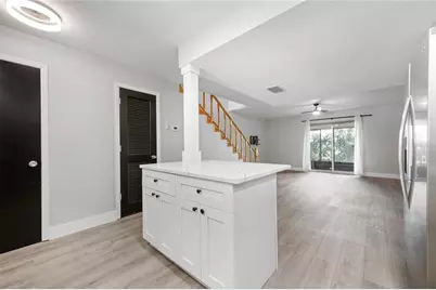 3333 Ramblewood Place, Sarasota, FL 34237 - Photo 5