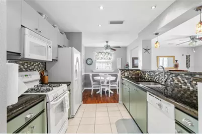 1108 65th Avenue W, Bradenton, FL 34207 - Photo 3