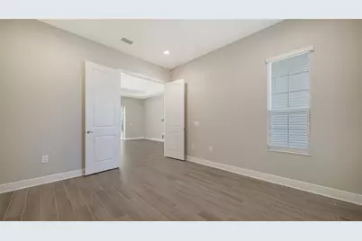 21297 Holmes Circle, Venice, FL 34293 - Photo 19