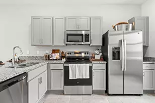 10640 Orbit Terrace, Sarasota, FL 34241 - Photo 7