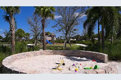 10640 Orbit Terrace, Sarasota, FL 34241 - Photo 27