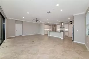 10202 Marbella Dr, Bradenton, FL 34211 - Photo 9