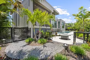 590 De Narvaez Dr, Longboat Key, FL 34228 - Photo 67