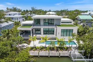 590 De Narvaez Dr, Longboat Key, FL 34228 - Photo 5