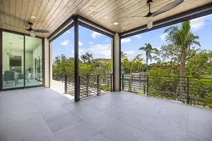 590 De Narvaez Dr, Longboat Key, FL 34228 - Photo 79